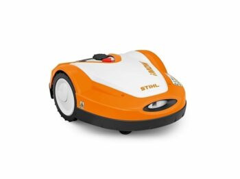 STIHL robotplæneklipper fra skrå