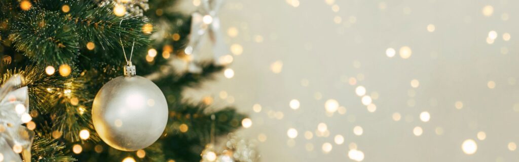 julepynt på juletræ